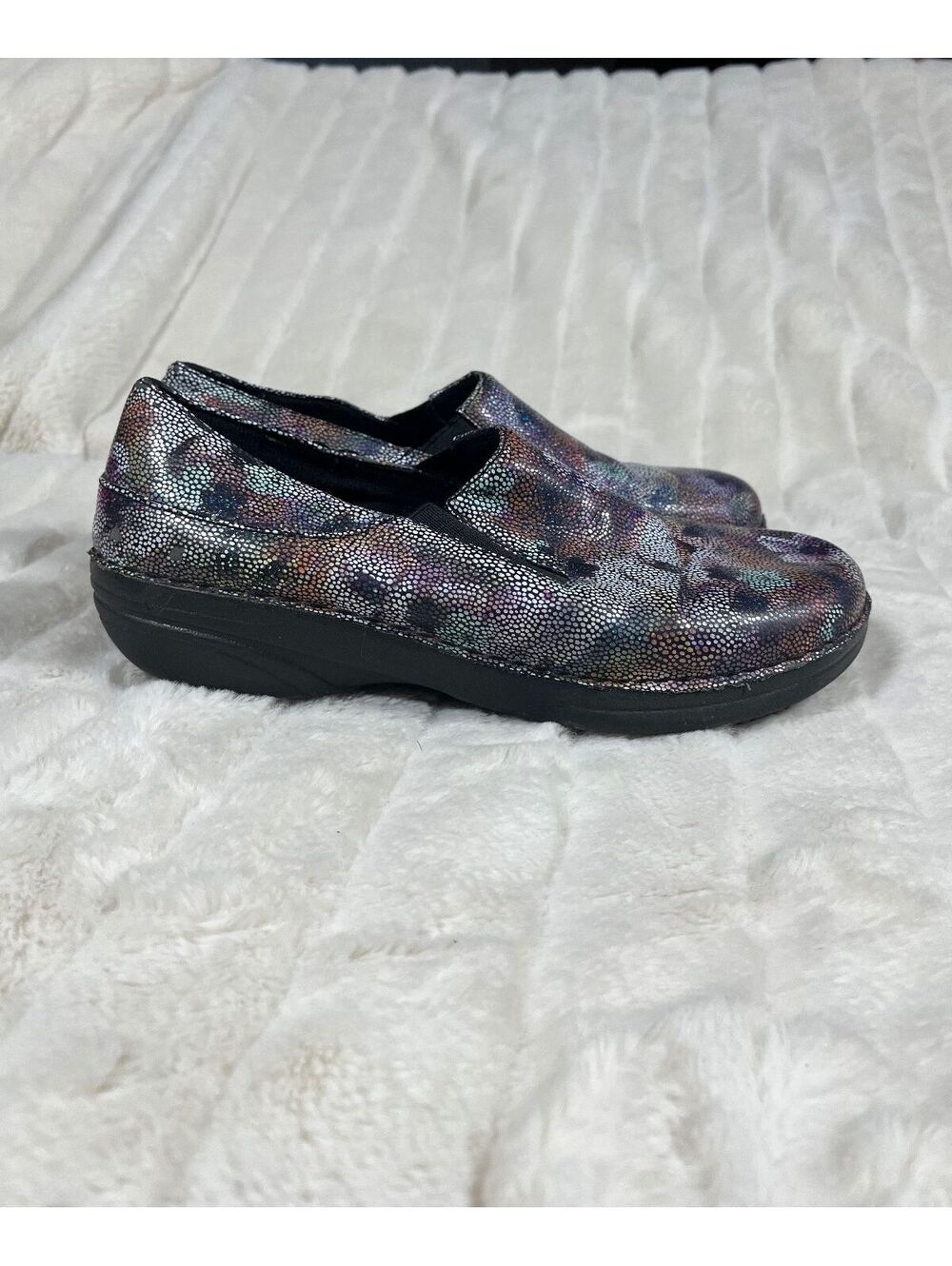 Dr. Scholl's W8.5 Ferrara Purple Black Floral Mosaic Workwear Clog Comfy Shoes